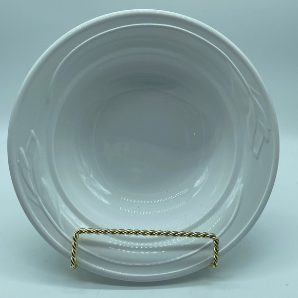 Corningware Casual Elegance White Flora 8” Bowl - Picture 1 of 4